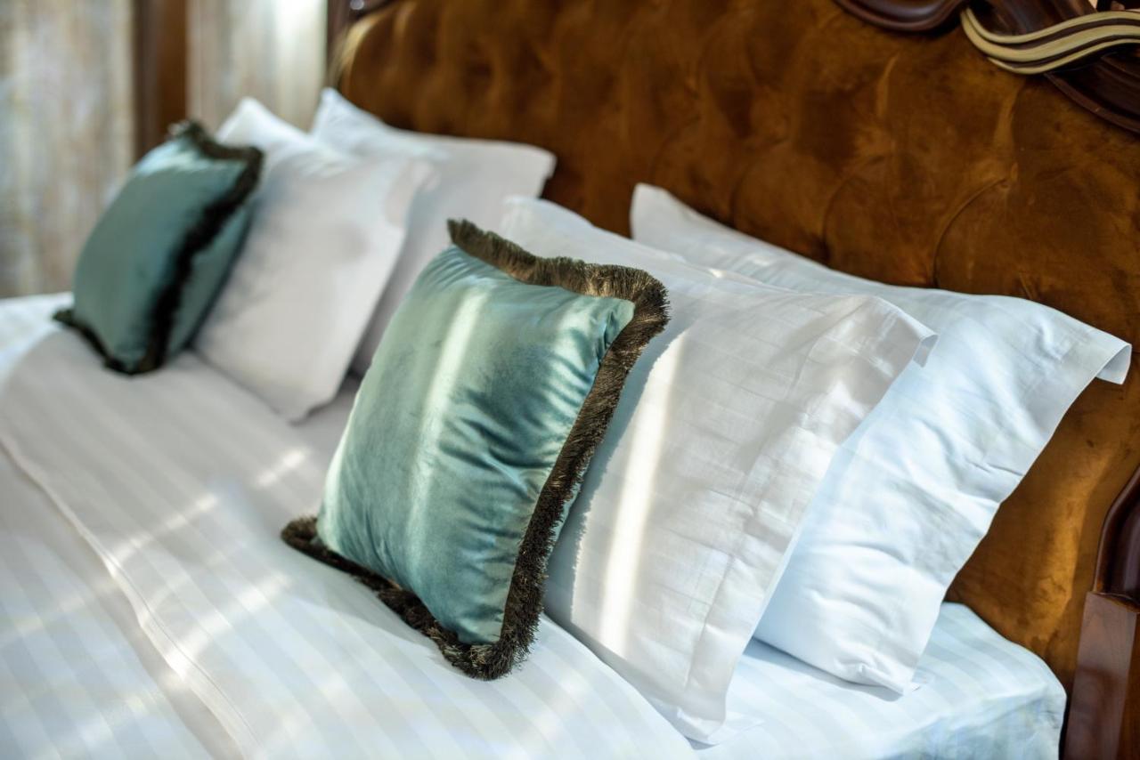 Manor Hotel Tasken Kültér fotó