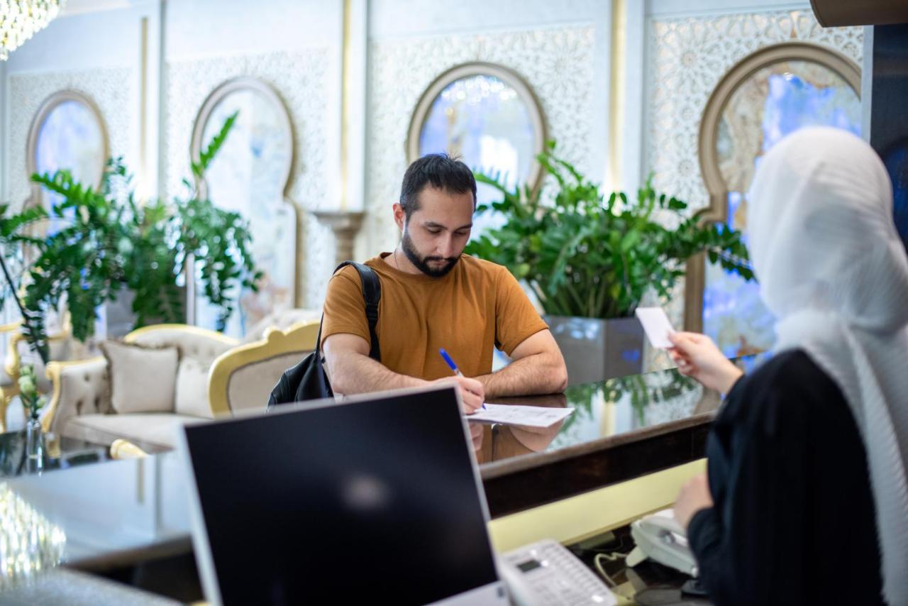 Manor Hotel Tasken Kültér fotó